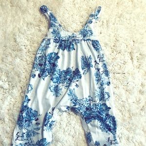 Girls blue floral romper